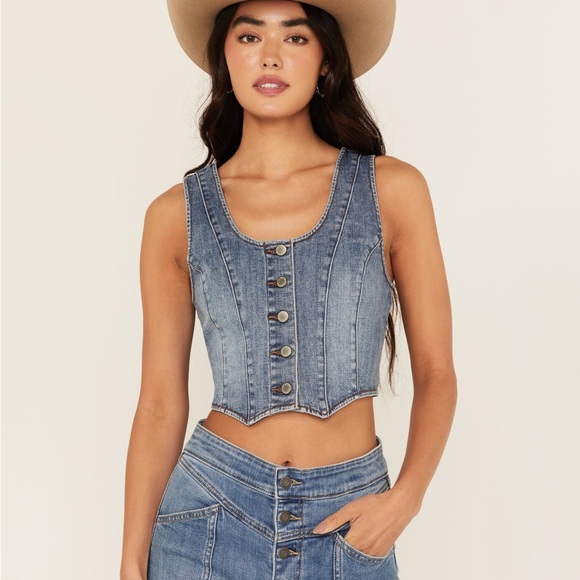 Idyllwind Jackets & Blazers - Nwt Idyllwind Blue Denim Top